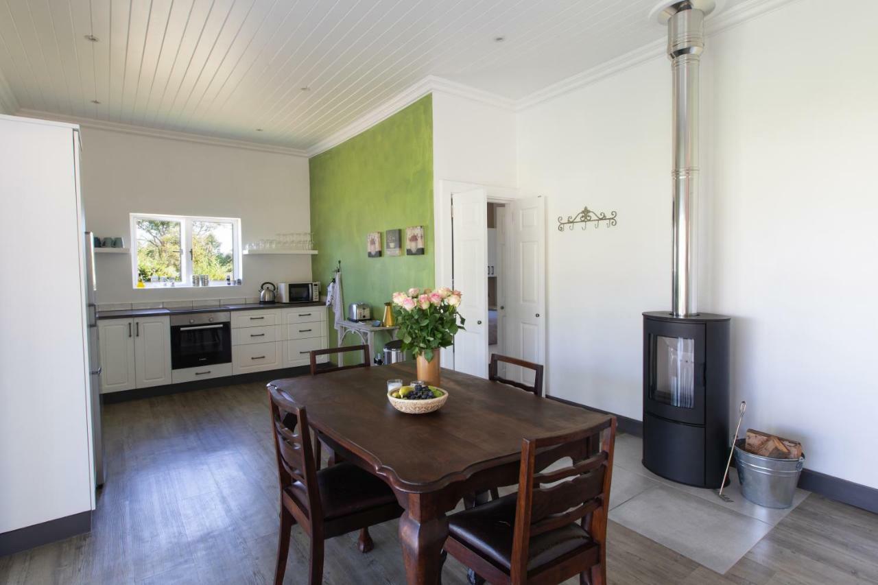 Sweetwater Guesthouse เวลลิงตัน ภายนอก รูปภาพ